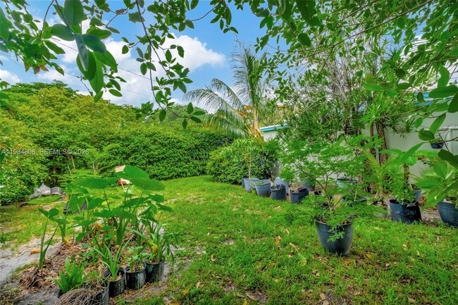 Building Photo - 1224 NE 182nd St