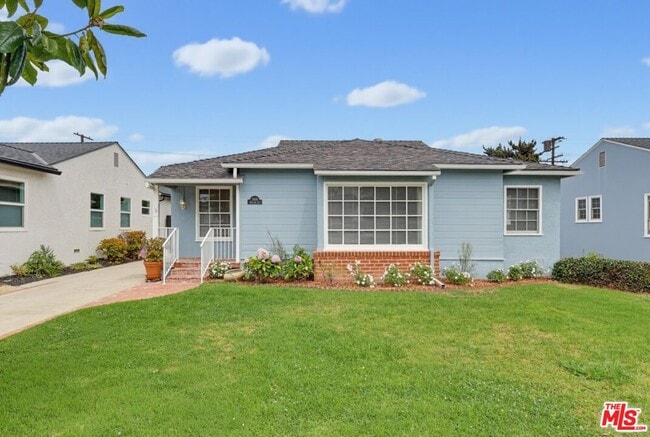 Building Photo - 7900 Westlawn Ave