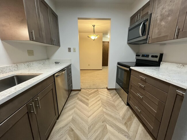 Building Photo - 615 Michigan Ave