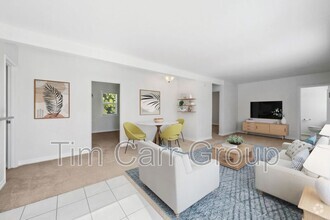 Building Photo - 465 1/2 Santa Ana