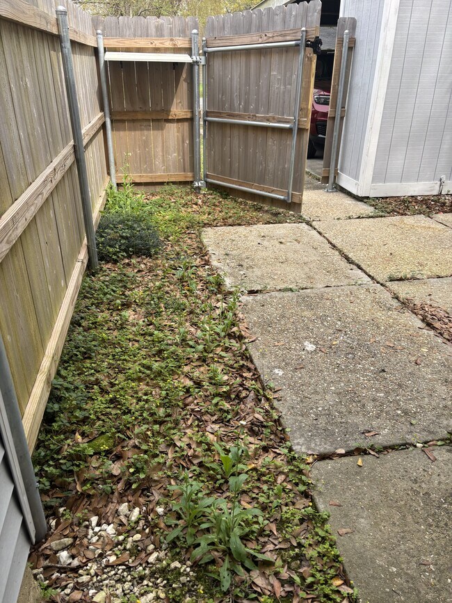 Building Photo - 315 Sidney Martin Rd