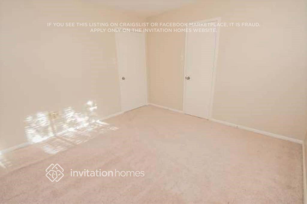 Building Photo - 16303 Fox Crossing Ln
