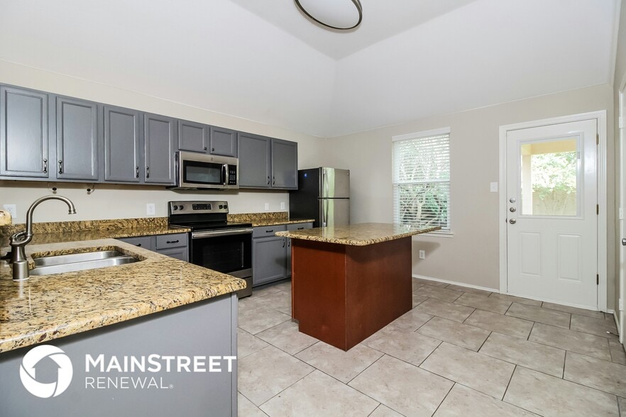 Building Photo - 1921 Morning Dove Dr