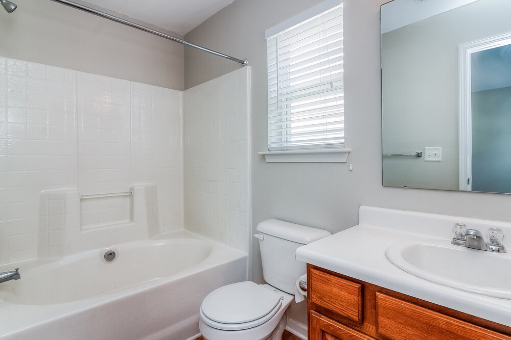 Building Photo - 523 Mountain Quail Dr