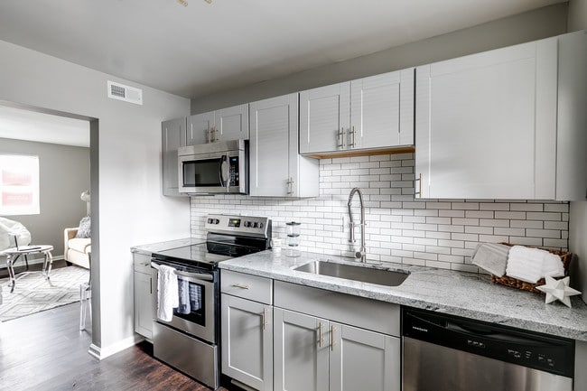 Building Photo - The Villas At Granby