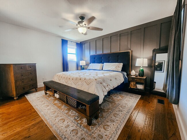 Building Photo - 310 Lacey Dr