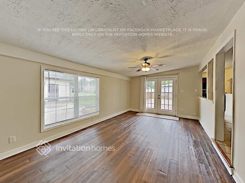 Building Photo - 778 N Elmwood Dr