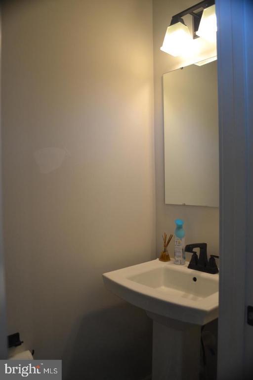 Building Photo - 1015 Rampart Dr