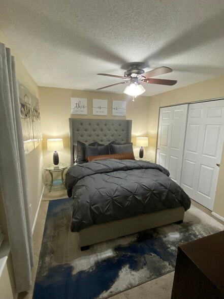 bedroom - 602 Woodcrest Blvd