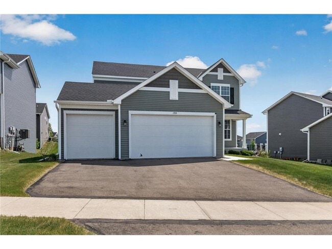 Building Photo - 1559 Edgebrook Ln