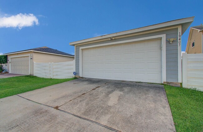 Building Photo - 19407 Wann Park Dr