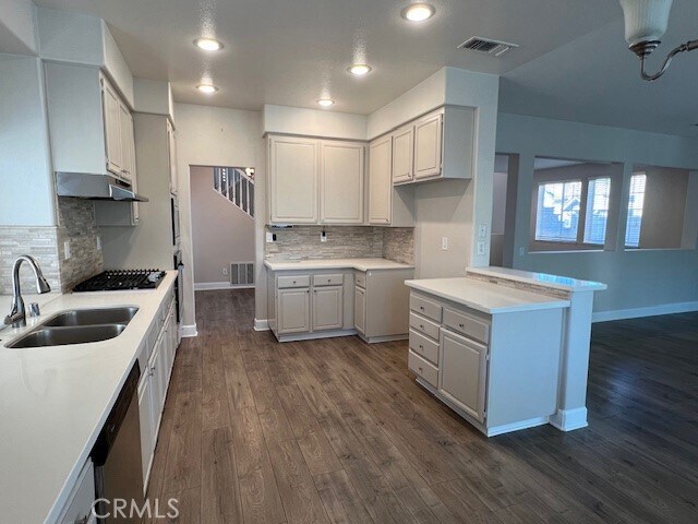 Building Photo - 14697 Willow Creek Ln