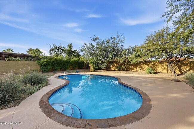 Building Photo - 11236 North 42nd Pl