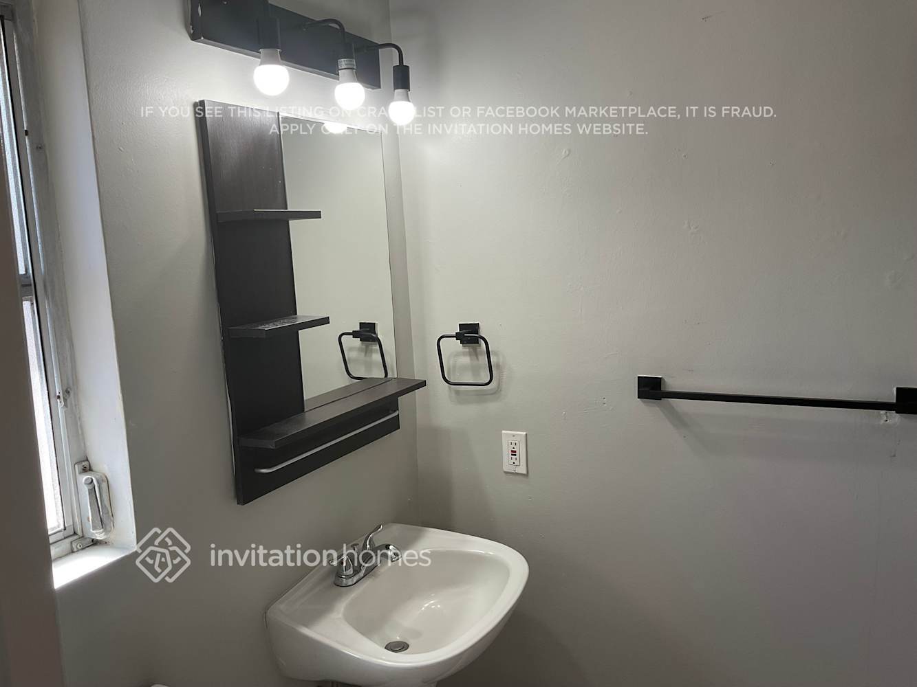 Building Photo - 1830 N Keene Rd