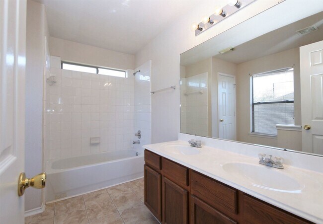 Building Photo - 9618 Ravens Nest Ct