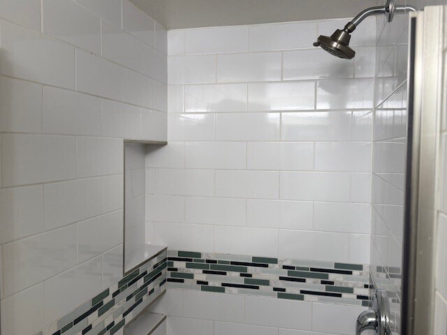 Building Photo - 45421 Sunset Ln