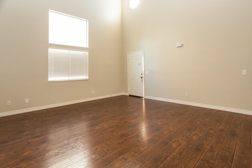 Building Photo - 7408 Maiden Run Ave