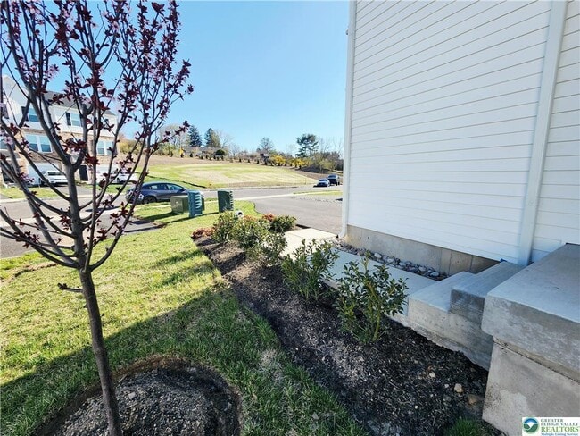 Building Photo - 7699 Clayton Ave