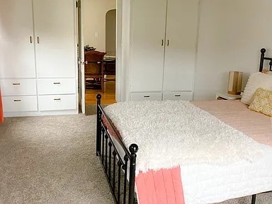 Building Photo - 303 Franklin St