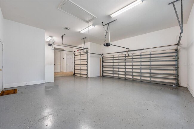 Building Photo - 9701 Lake Isleworth Ct