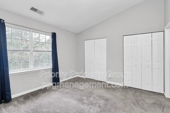 Building Photo - 9365 Glenwater Dr