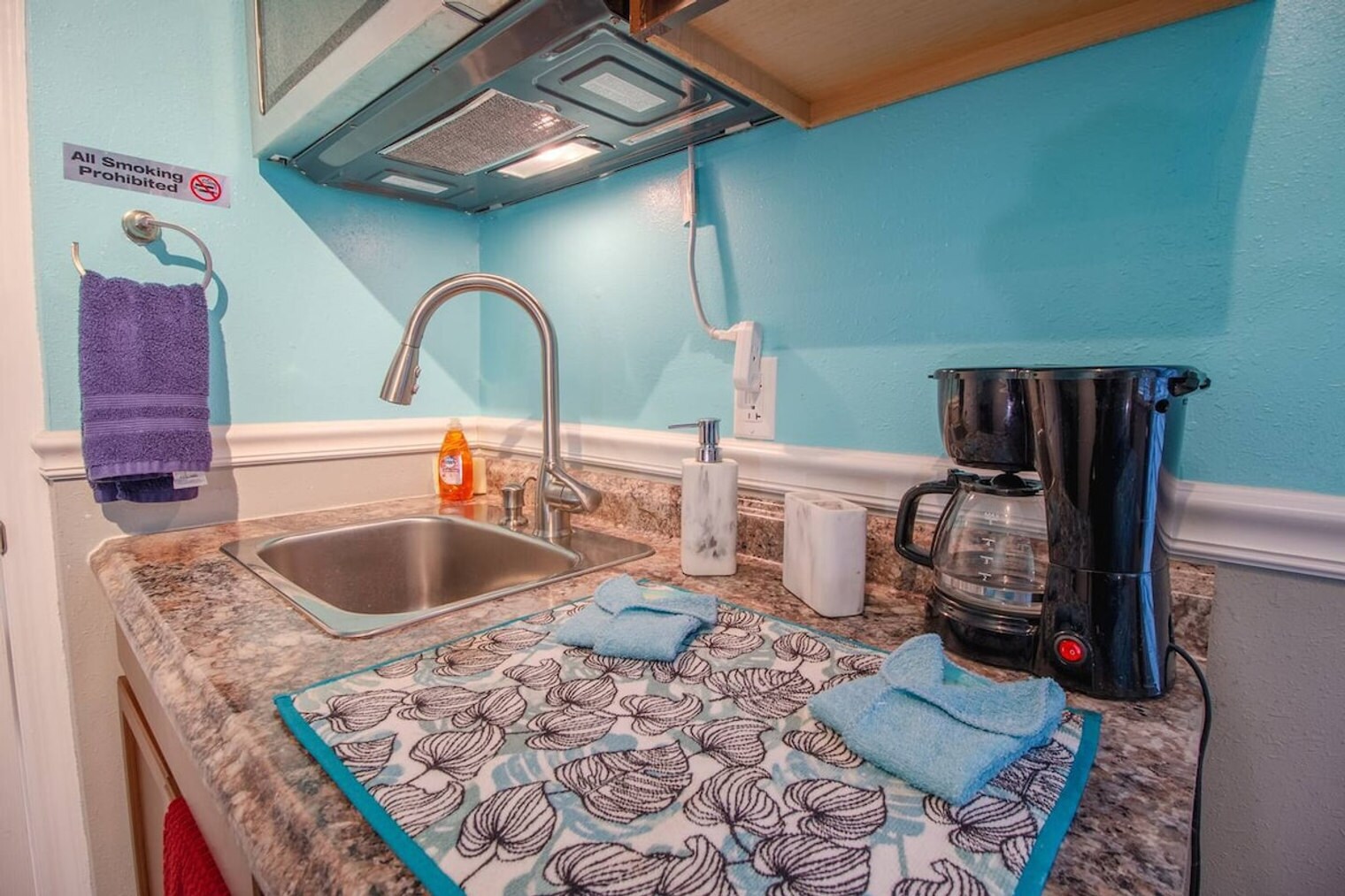 Building Photo - 2721 Raeford Rd