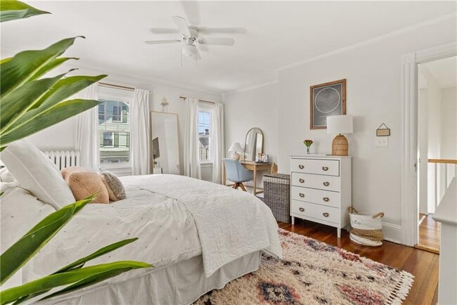 Building Photo - 35 Hall Ave