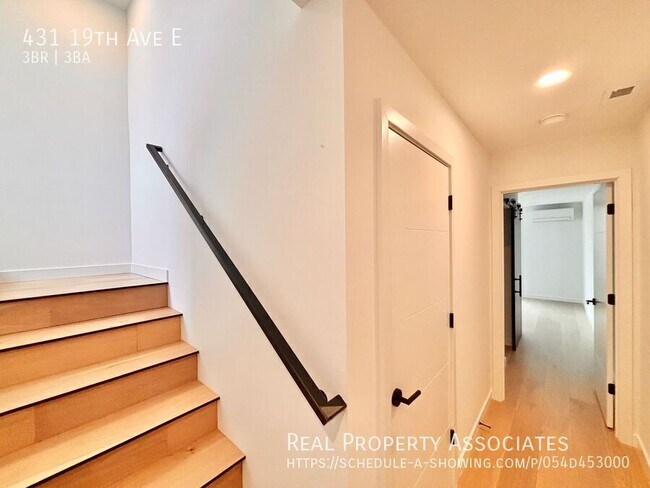 Building Photo - 431 19th Ave E