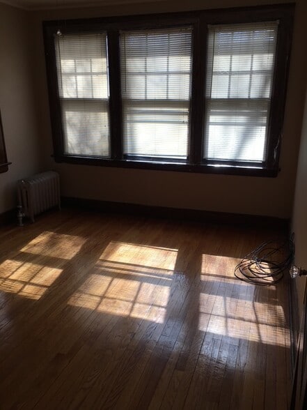 Living Room - 89 Clinton St