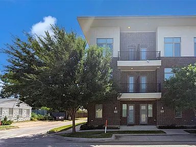 Building Photo - 13228 Bee St