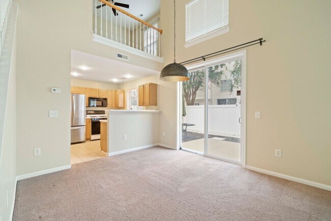 Building Photo - Located in Highland Creek