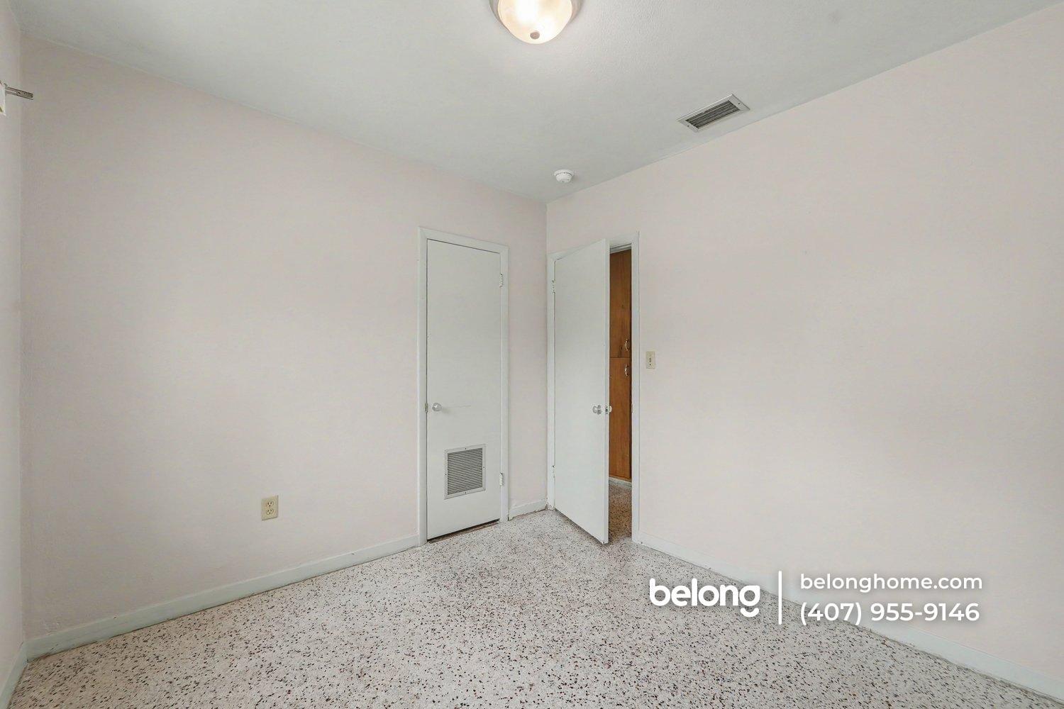 Building Photo - 1010 Glen Ridge Dr