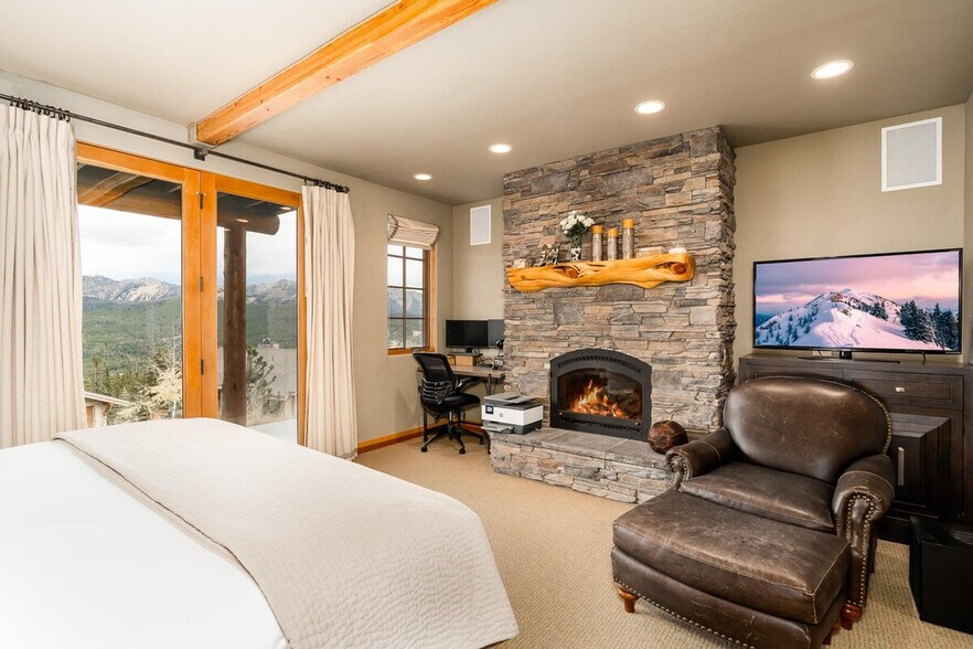 Building Photo - 3 Bandit Way