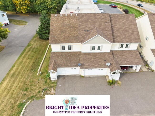 Building Photo - 5948 Oakgreen Ave N