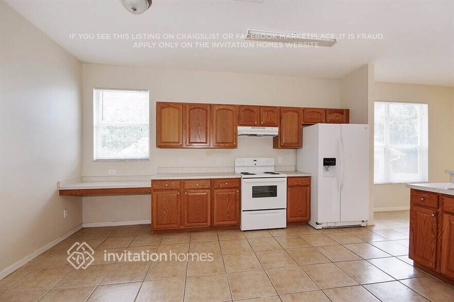 Building Photo - 1158 Dekleva Dr