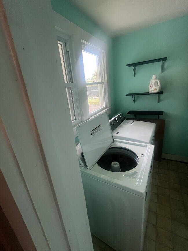 Building Photo - Charming 4-Bedroom Home on Spacious Corner...
