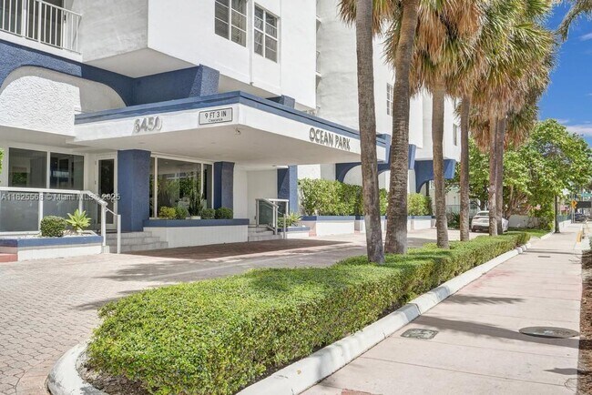 Building Photo - 6450 Collins Ave