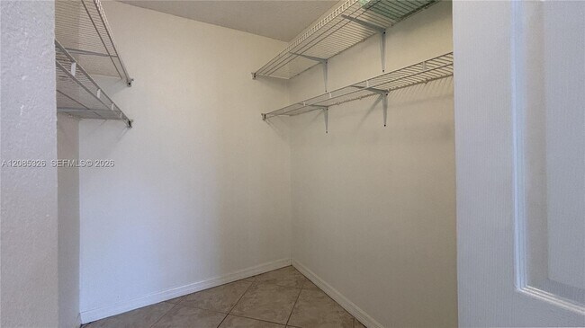 Building Photo - 1186 NW 123rd Ct