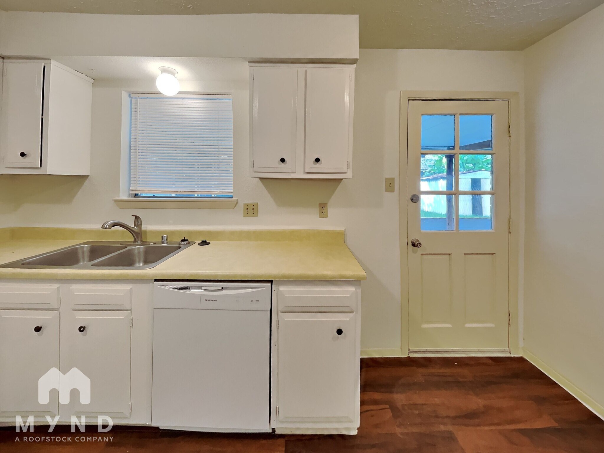 Building Photo - 4202 Chestergate Dr