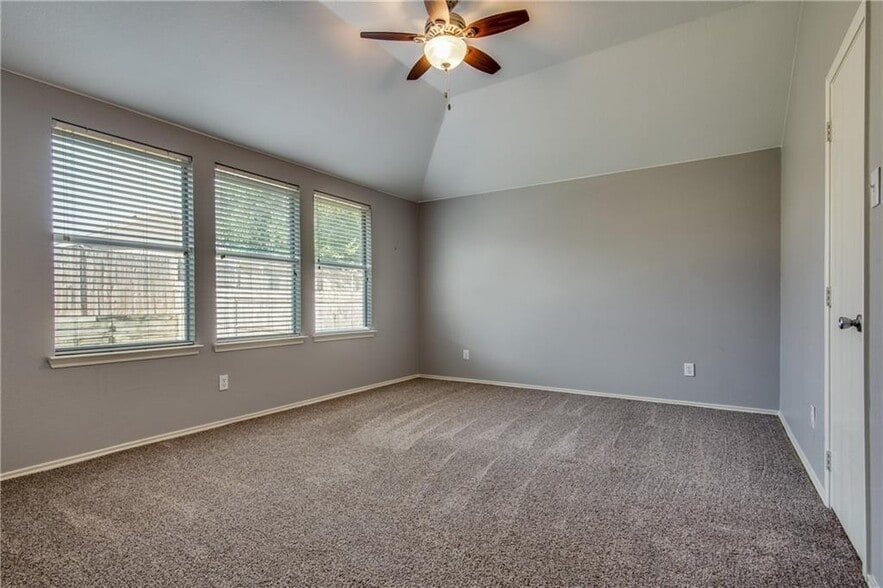 Building Photo - 3608 Diamond Ranch Rd