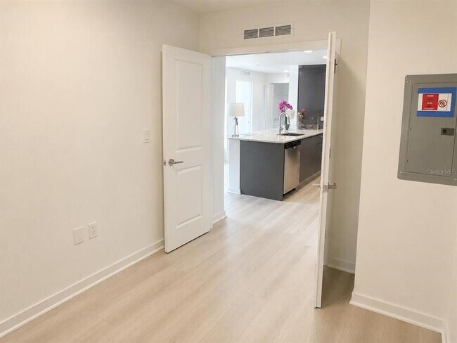 Building Photo - 5587 Millennia Park Dr