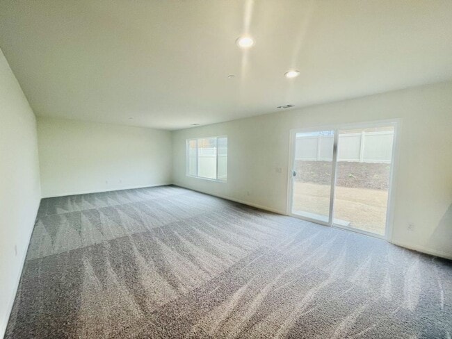 Building Photo - 21151 Packing House Ct
