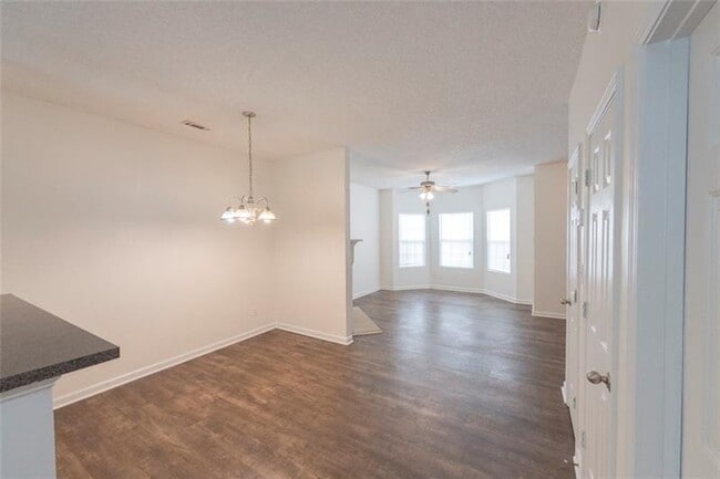 Building Photo - 6045 Capitol Knoll