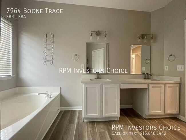 Building Photo - 7964 Boone Trce