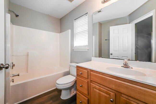 Building Photo - 544 Havenbrook Way NW