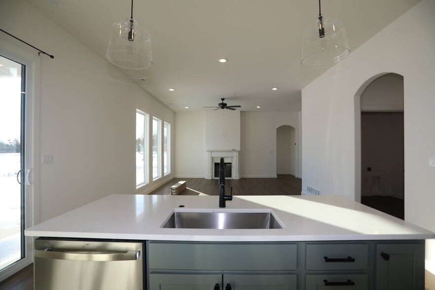 Building Photo - 4408 Royal County Rd