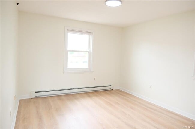 Building Photo - 6321 W Quaker St