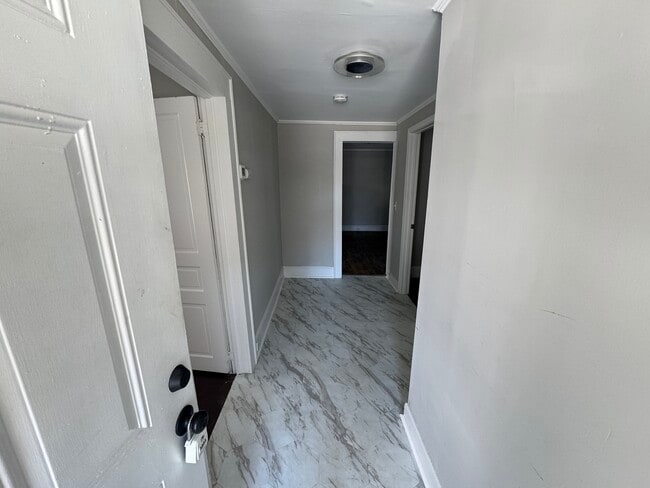 Building Photo - 1508 Lovett St