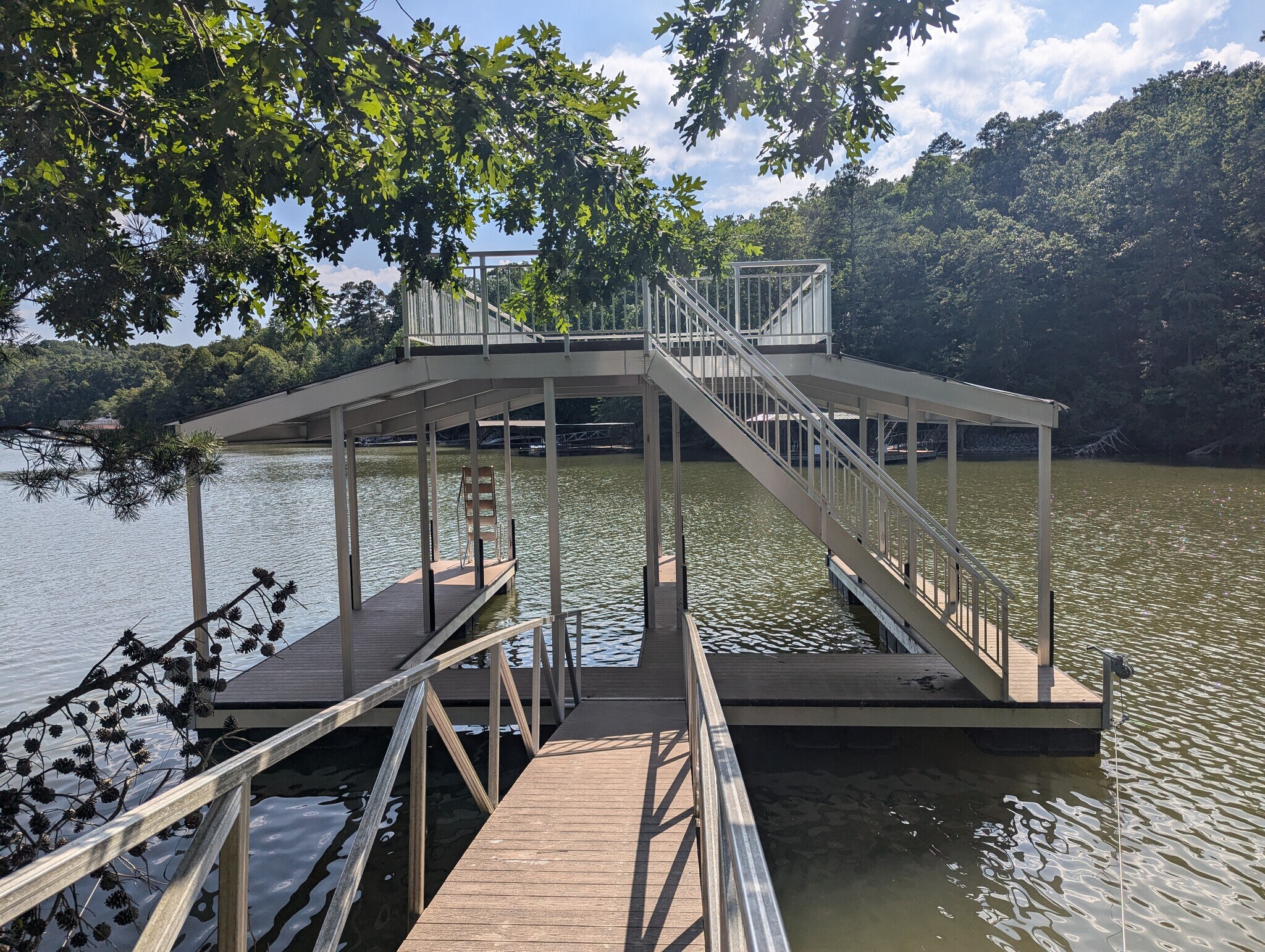 Lake access on adjacent lot - 3812 James Ed Rd