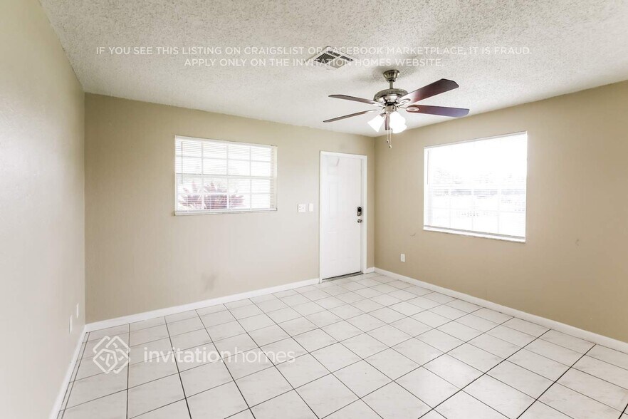 Building Photo - 11520 SW 193rd St